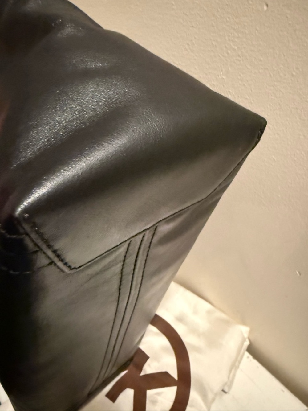 Michael Kors Black Leather Shoulder Hobo with Chain-Trim EUC - Picture 6 of 11